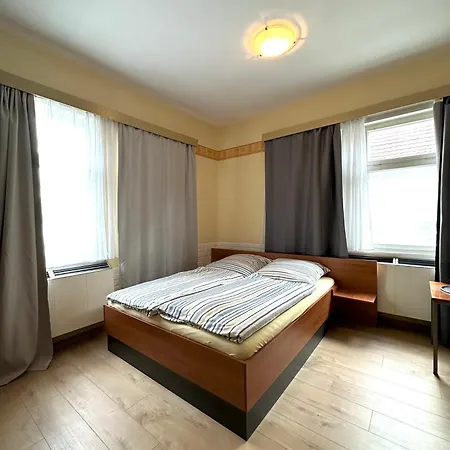 Hotel Kimbab Restaurant Und Ruhla